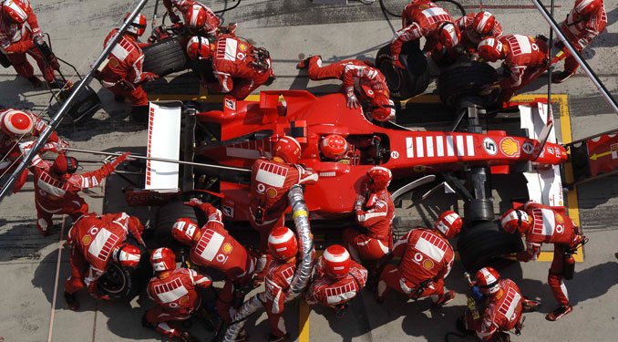 Másra is jut pénz Räikkönen mellett