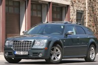 Teszt: Chrysler 300C Touring