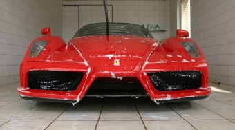 Autómosás 2,3 millió forintért