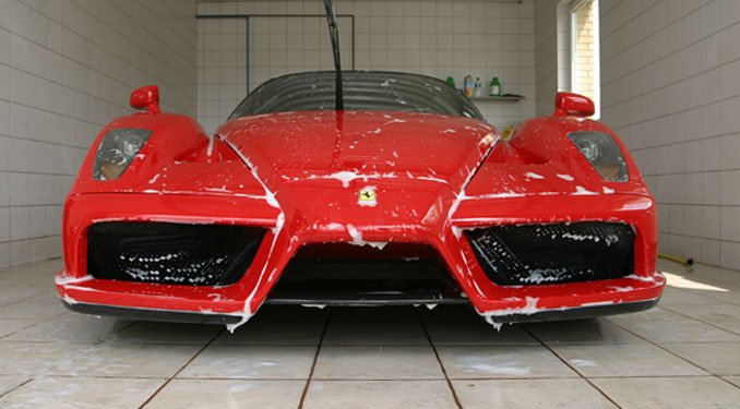 Autómosás 2,3 millió forintért