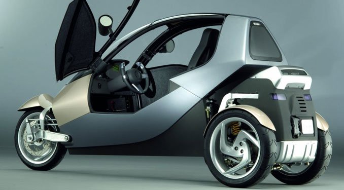 3592_34234_1000x700.jpg | Vezess | Vezess A vezetőn kívül még egy embernek kínál helyet a háromkerekű