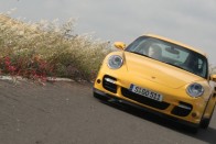 Vezettük: Porsche 911 Turbo 65