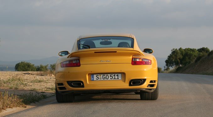 Vezettük: Porsche 911 Turbo 35