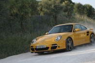 Vezettük: Porsche 911 Turbo 84