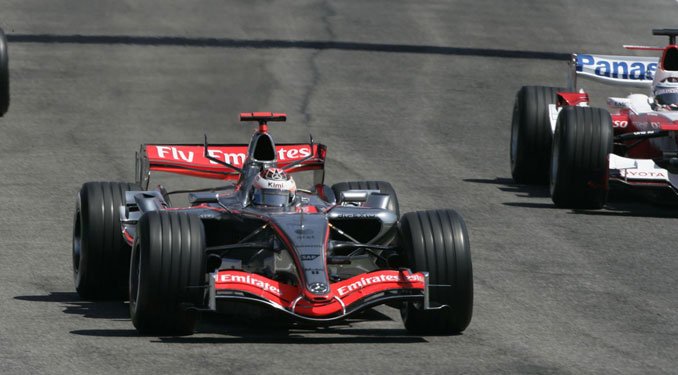 Alonso és Raikkönen helyet cserélhet