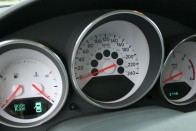 Vezettük: Dodge Caliber 49