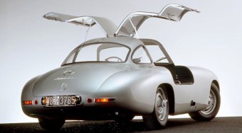 Feltámad a sirályszárnyas Merci