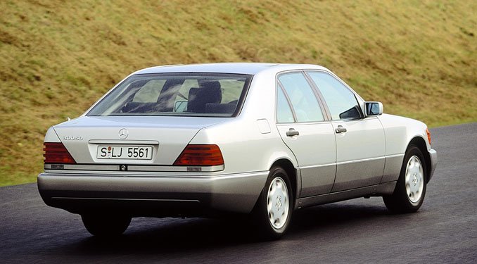 Elsőként a bálna Merciből volt kapható a dízel Európában is