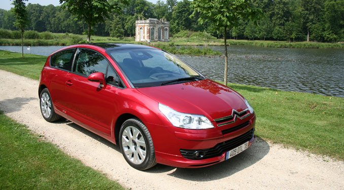 Vezettük: Citroën C4 és C5 2006 34