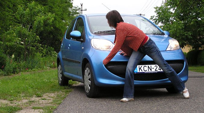 Teszt: Peugeot 107 12