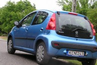 Teszt: Peugeot 107 35