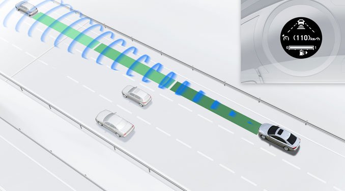 A Volvo vezetője kritikus helyzetben eddig jelzést kapott, hogy fékezzen