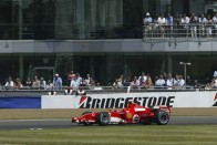 F1: Unalmas Alonso győzelem Angliában 40