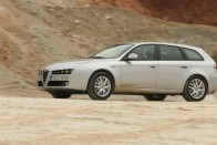 Teszt: Alfa 159 Sportwagon 70