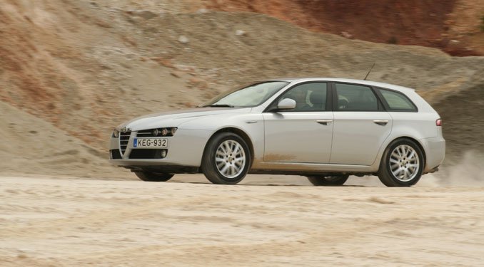 Teszt: Alfa 159 Sportwagon 24