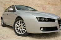 Teszt: Alfa 159 Sportwagon 90