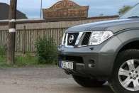 Teszt: Nissan Pathfinder 4.0 32