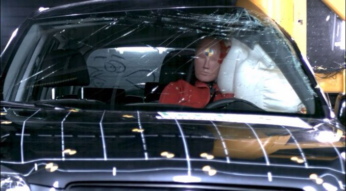 Súlyos hibák az EuroNCAP törésteszten 10