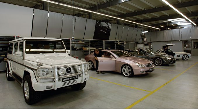 Amit a vevő szeretne, akár rózsaszín CLS-t is készítenek