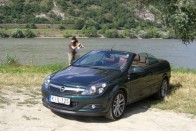 Teszt: Opel Astra TwinTop 1.9 CDTI 31