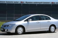 Teszt: Toyota Prius – Honda Civic Hybrid 67