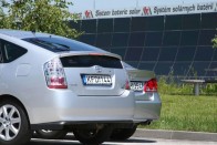 Teszt: Toyota Prius – Honda Civic Hybrid 79