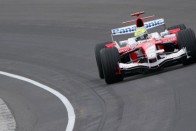 F1: Veri a Ferrari a Renault-t az USA-ban 25