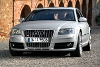 Először az Audi A8-on tünt fel a Single Frame