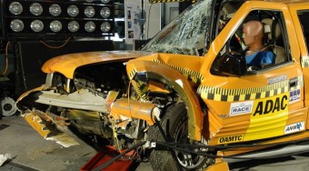 Törnek, zúznak a kínaiak