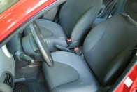 Teszt: Nissan Micra 160SR 32