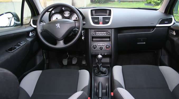 Teszt: Peugeot 207 1.4 HDi 32