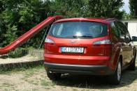 Teszt: Ford S-MAX 2.0 TDCI 20