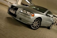 Teszt: Volvo S60 2.0T Summum 57