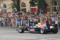 Palik F1-essel száguldott 140