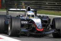 Később a McLarennél töltött öt évet mint tesztpilóta