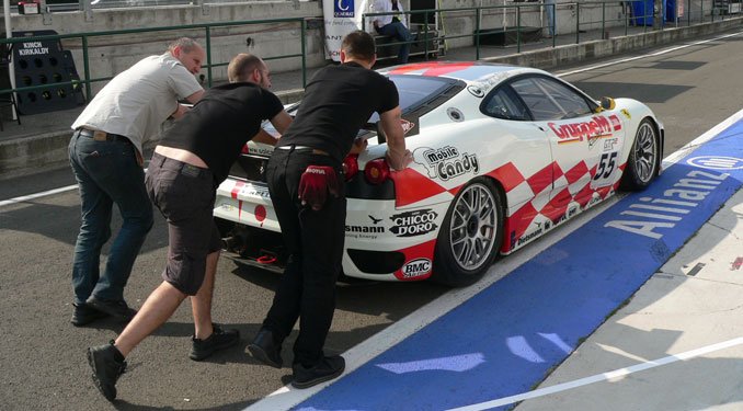 Fél 2-kor indítják be a motort