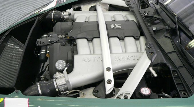 6 liter, V12 - Aston Martin