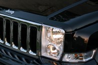 Teszt: Jeep Commander 27