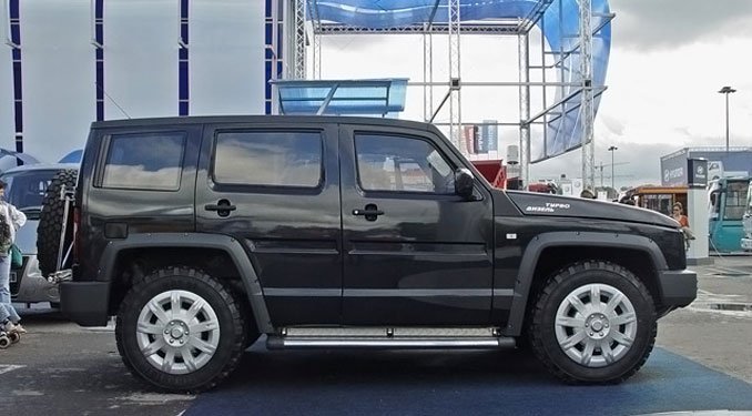 Orosz Hummer-koppintás 7