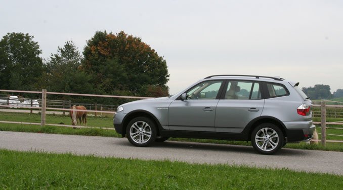 Vezettük: BMW X3 2006 12