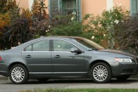 Teszt: Volvo S80 D5 Summum 41