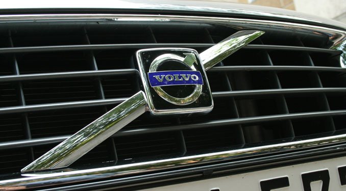 Teszt: Volvo S80 D5 Summum 24