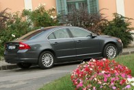 Teszt: Volvo S80 D5 Summum 51