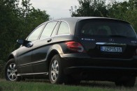 Teszt: Mercedes-Benz R 320 CDI 74