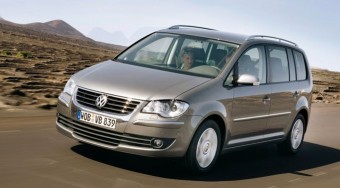 Magától tolat a Touran