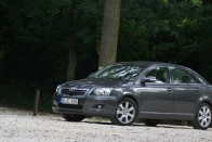 Teszt: Toyota Avensis 2.0 D-4D