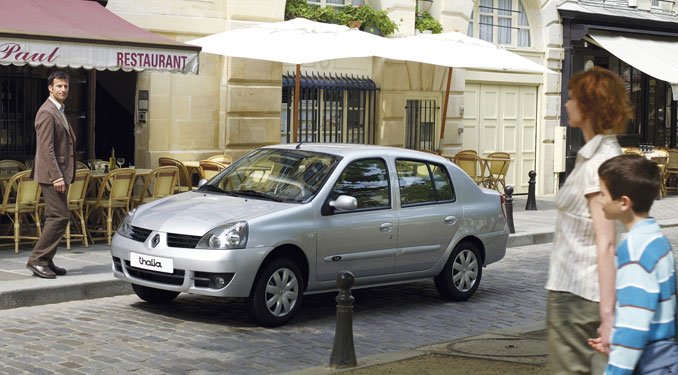 Vezettük: Renault Thalia 2007 11