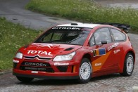 Sébastien Loeb lesz az elsőszámú pilóta