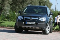 Vezettük: Opel Antara 76