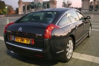 Teszt: Citroën C6 3.0 V6 74